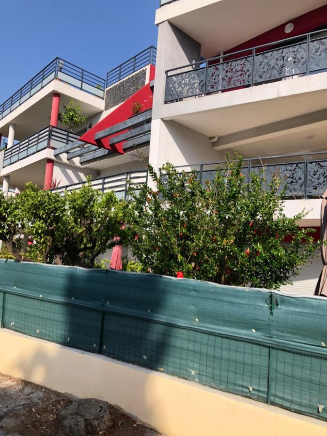 Apartamento Le Verger Des Naiades Le Lavandou Exterior foto